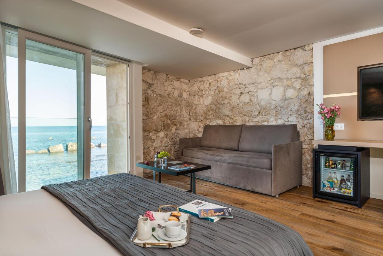 Re Dionisio Luxury Suites Szirakúza Kültér fotó