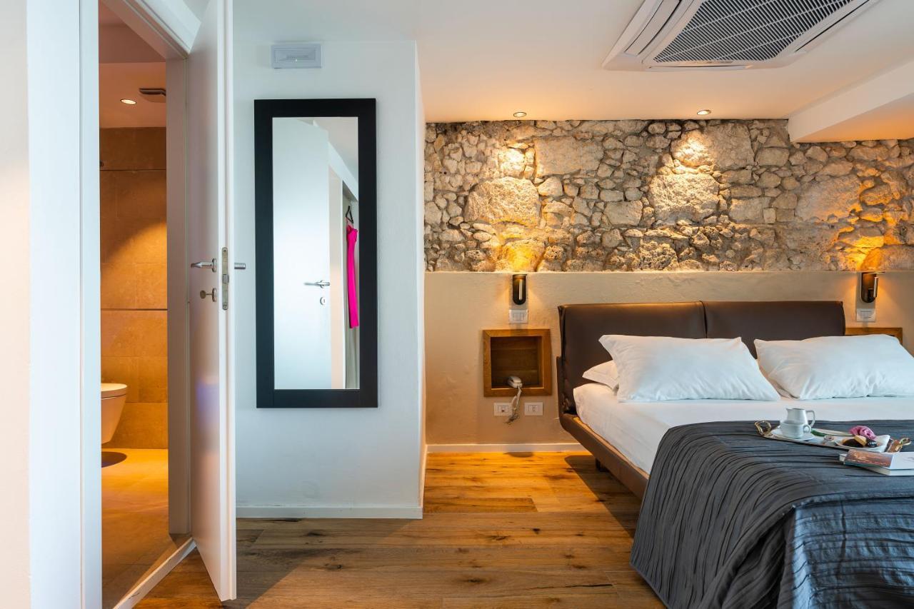 Re Dionisio Luxury Suites Szirakúza Kültér fotó