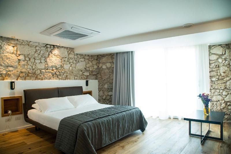 Re Dionisio Luxury Suites Szirakúza Kültér fotó